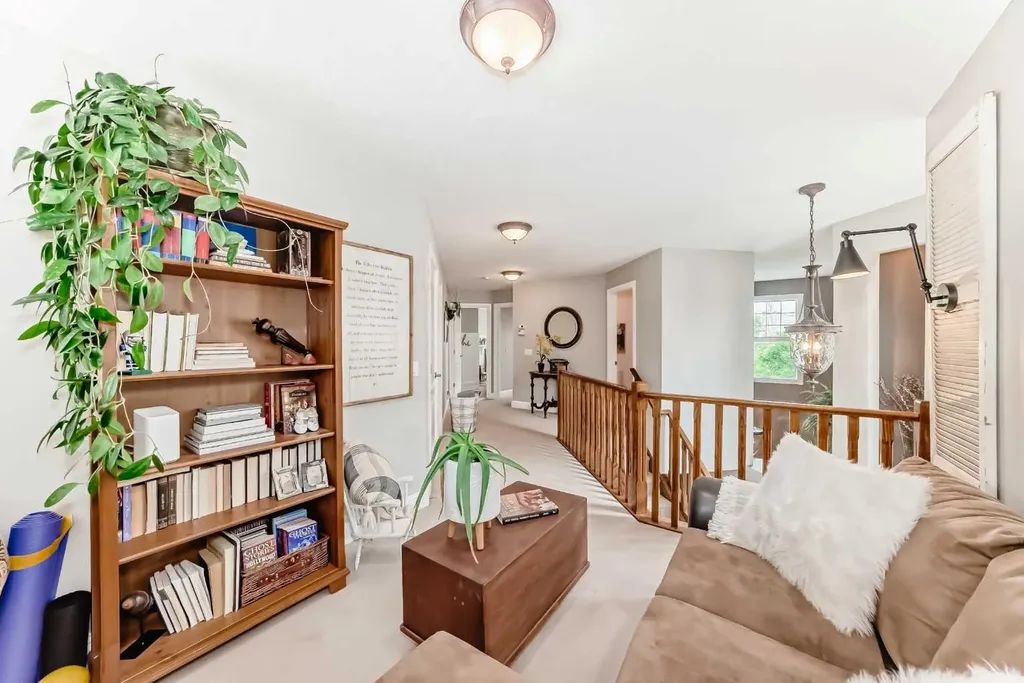 12 Chapala Heath SE Calgary AB T2X 3P9
