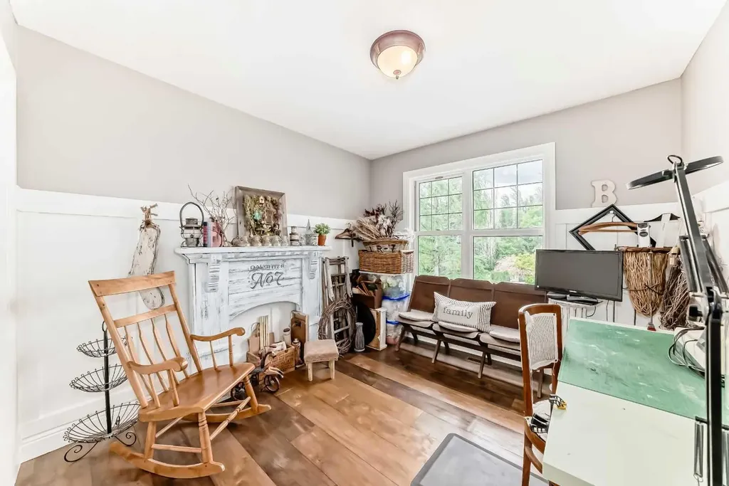 12 Chapala Heath SE Calgary AB T2X 3P9