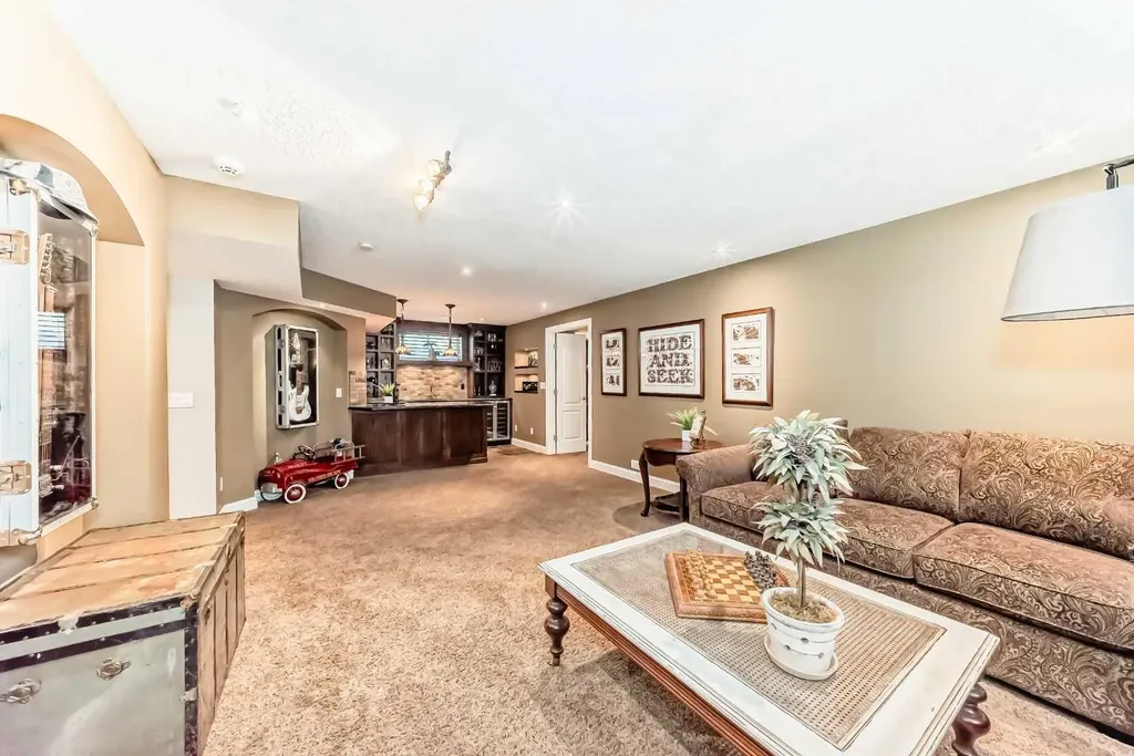 12 Chapala Heath SE Calgary AB T2X 3P9