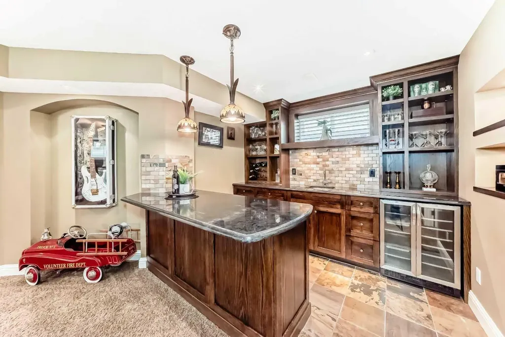 12 Chapala Heath SE Calgary AB T2X 3P9
