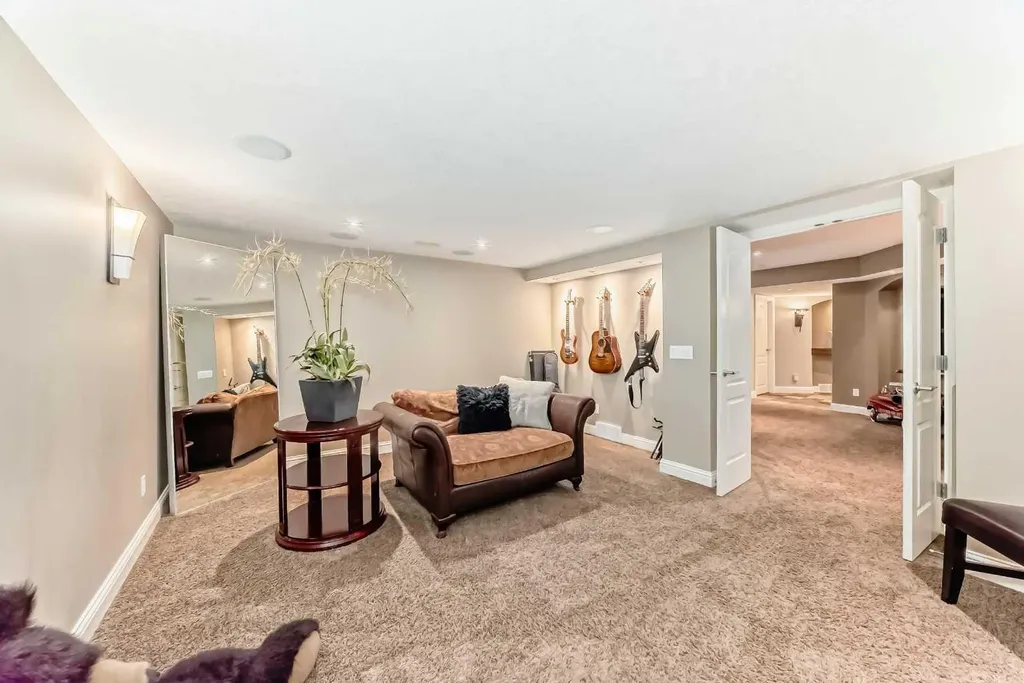 12 Chapala Heath SE Calgary AB T2X 3P9