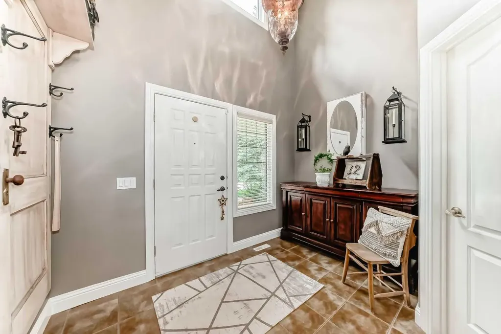 12 Chapala Heath SE Calgary AB T2X 3P9