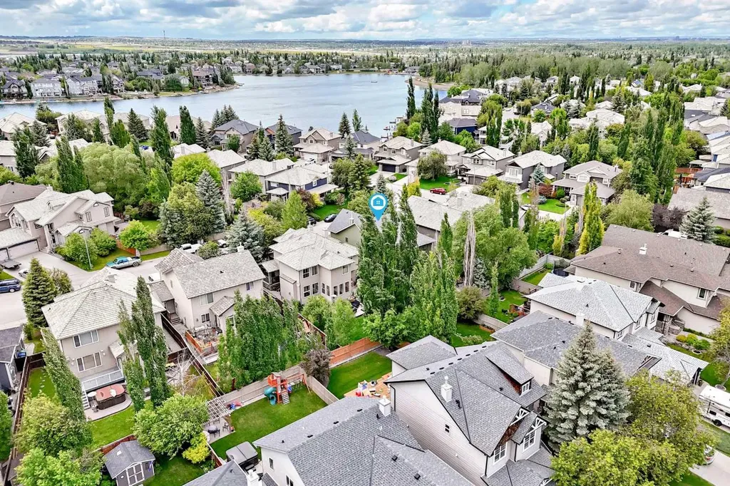 12 Chapala Heath SE Calgary AB T2X 3P9