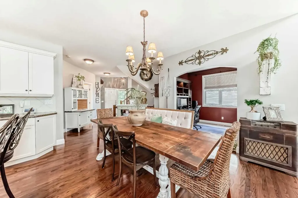 12 Chapala Heath SE Calgary AB T2X 3P9