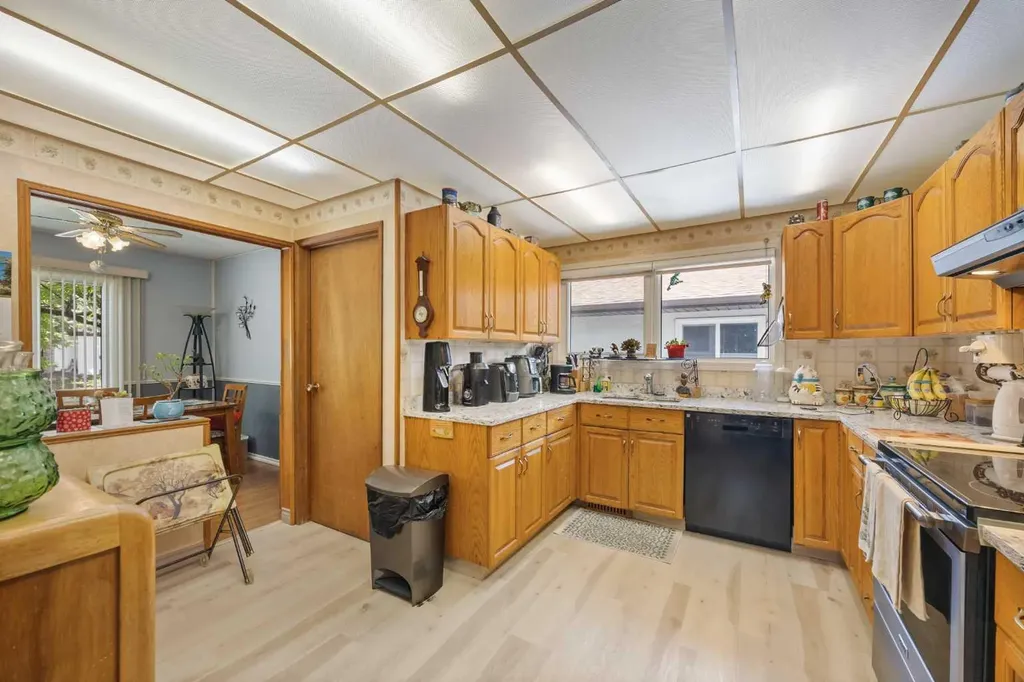 272 Huntington Close NE Calgary AB T2K 5B3