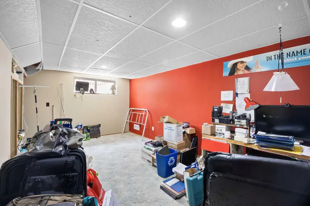 272 Huntington Close NE Calgary AB T2K 5B3