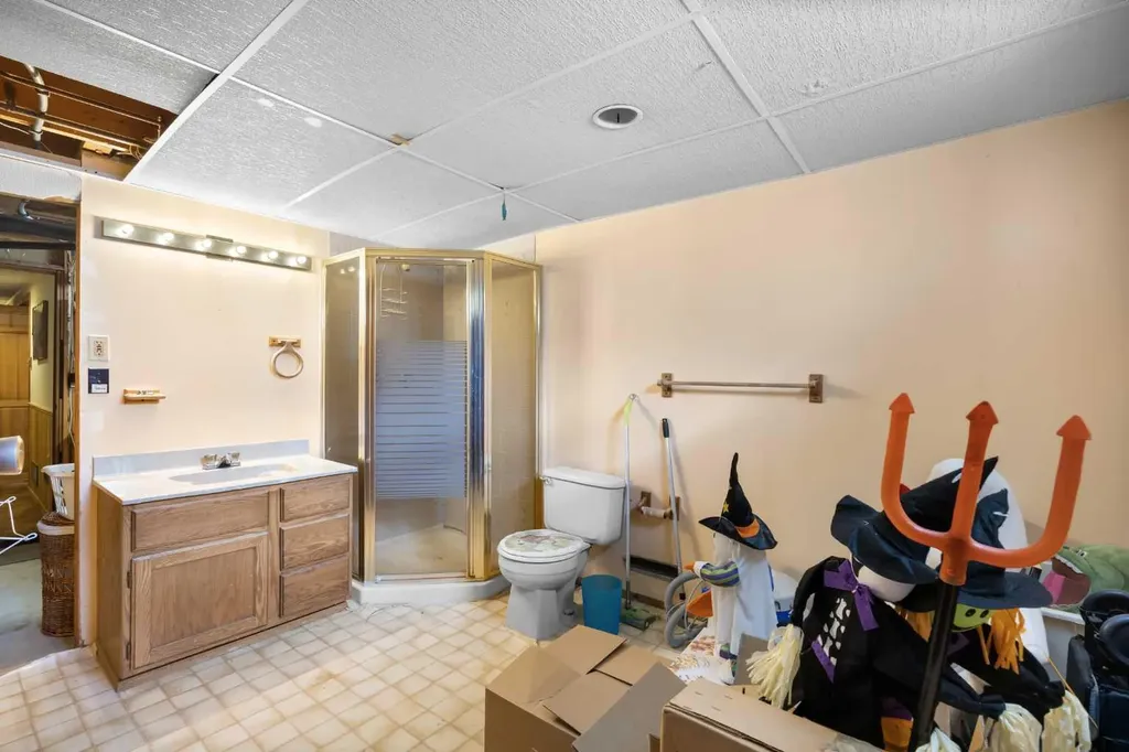 272 Huntington Close NE Calgary AB T2K 5B3