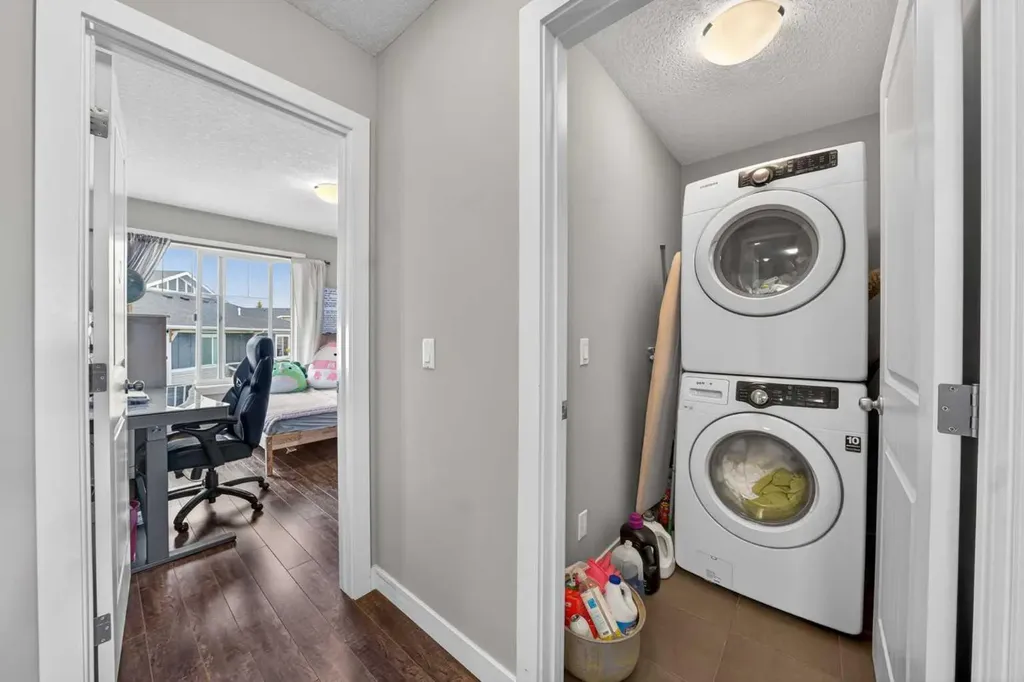 300 Marina Drive Chestermere AB T1X 0P6