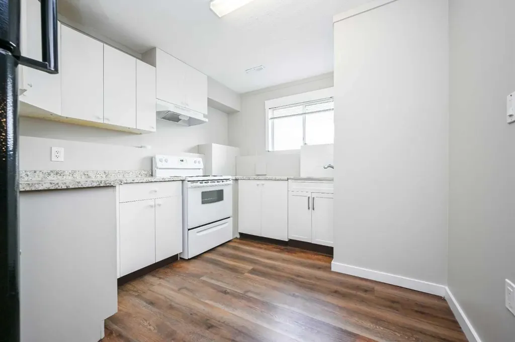 11321 95 Street Grande Prairie AB T8V 6T6