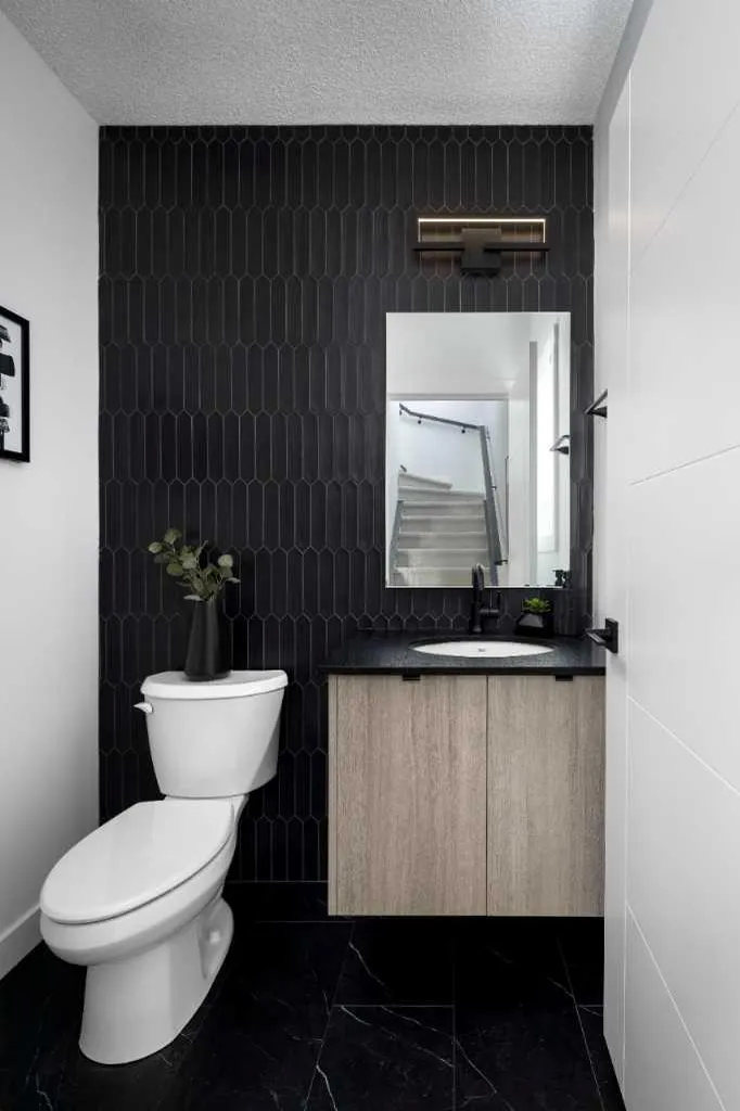 5012 154 Avenue SW Calgary AB T0L1W0