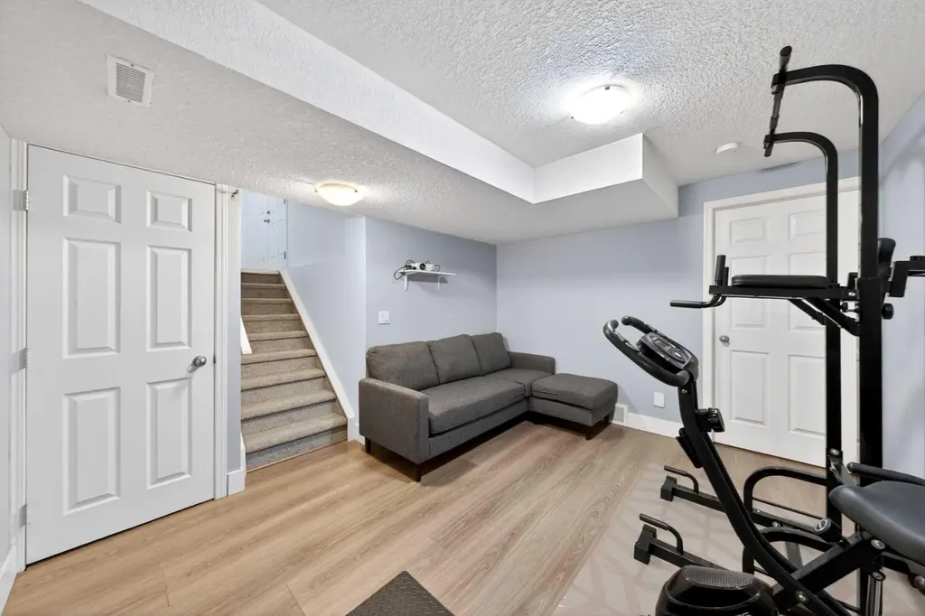 99 Copperfield Court SE Calgary AB T2Z 4Z3
