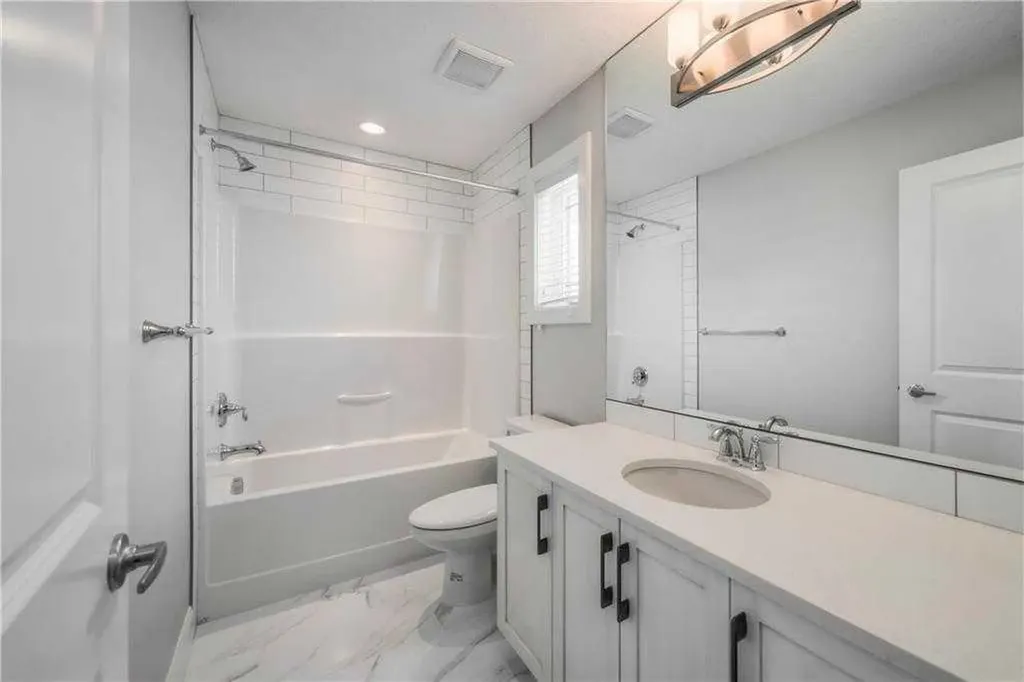 129 South Harmony Drive Rural Rocky View County AB T3Z 0C5