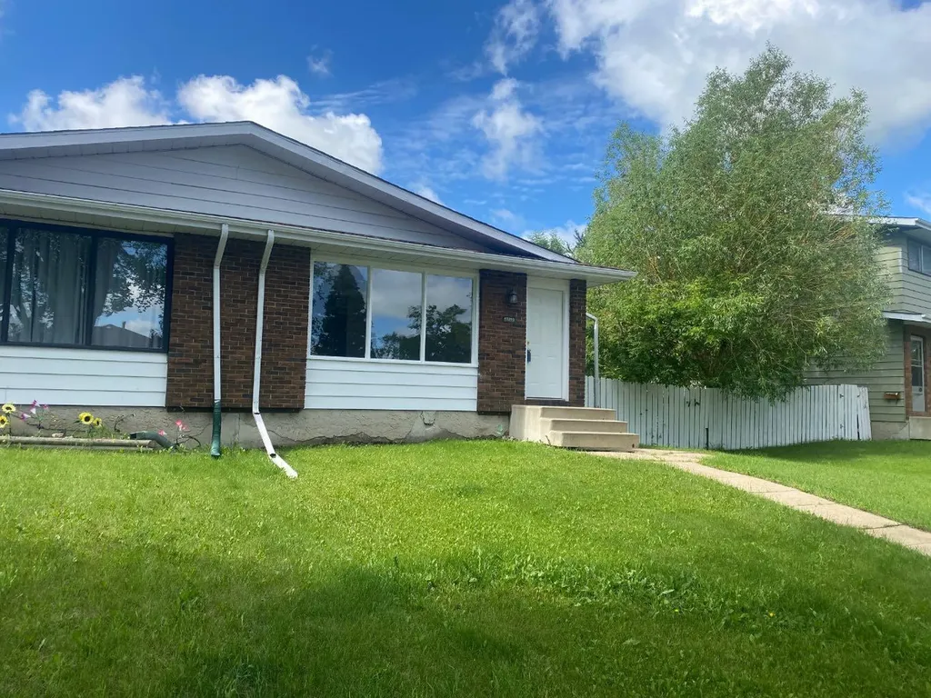 6321-B Enevold Drive Camrose AB T4V 3K1