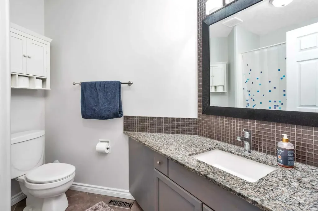 9 Archibald Crescent Red Deer AB T4R 2X3