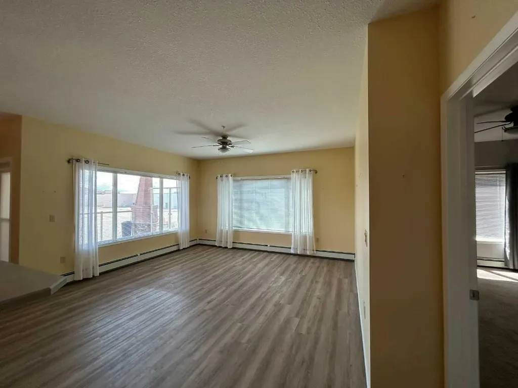 4403 67a Avenue Olds AB T4H 0B9