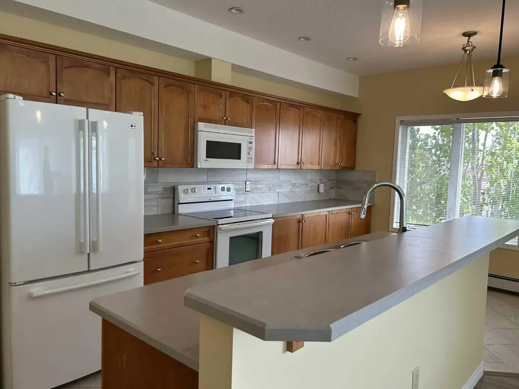 4403 67a Avenue Olds AB T4H 0B9
