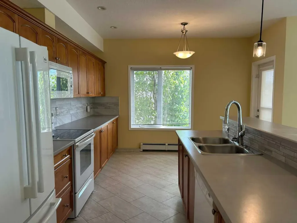 4403 67a Avenue Olds AB T4H 0B9