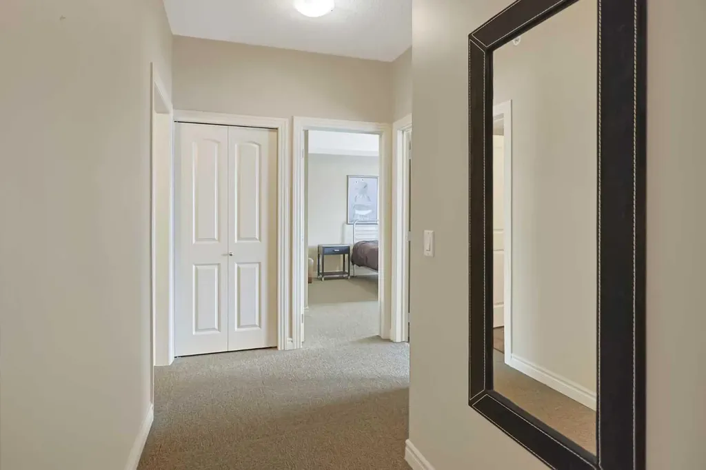 30 Royal Oak Plaza NW Calgary AB T3G 0C1