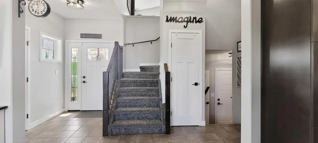 7018 115 Street Grande Prairie AB T8W 0E8