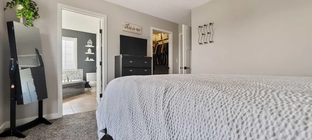 7018 115 Street Grande Prairie AB T8W 0E8