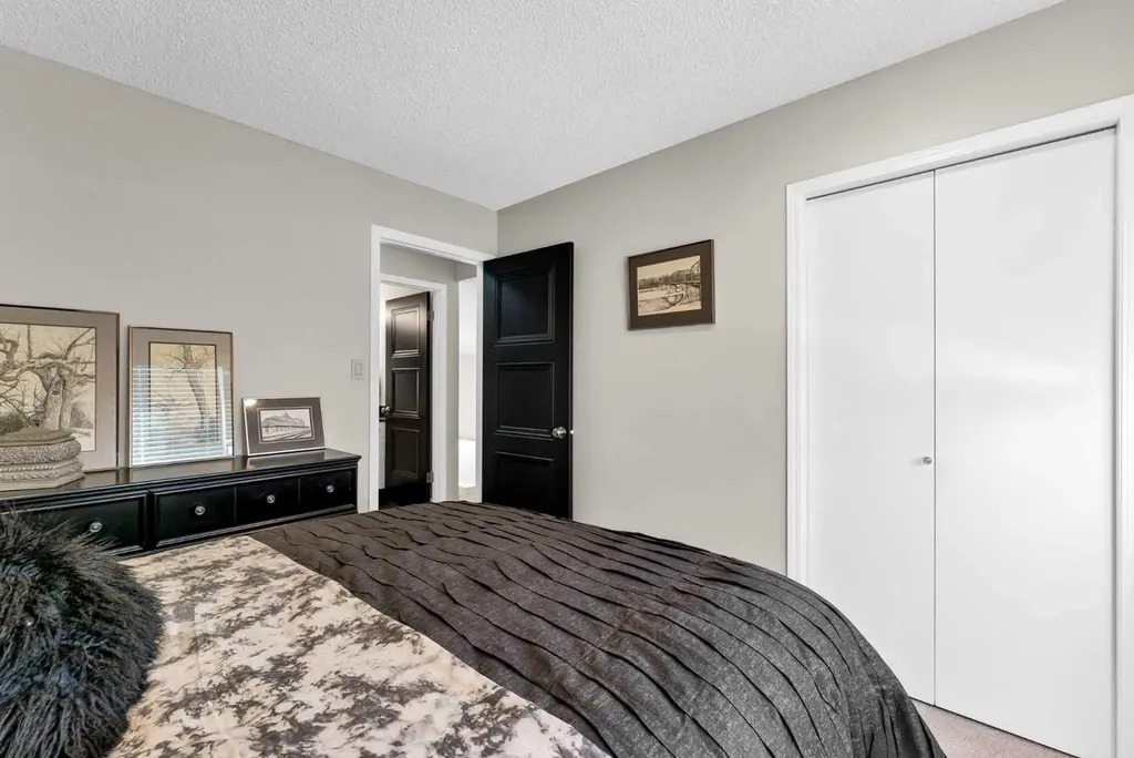 699 Taylor Road SE Medicine Hat AB T1B3X7