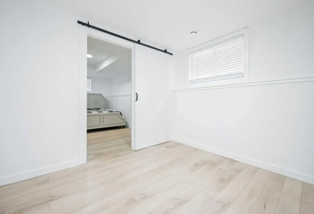 9086 81 Avenue Grande Prairie AB T8X 0P2
