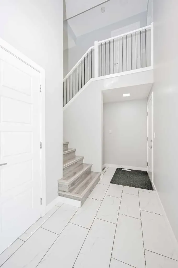 9086 81 Avenue Grande Prairie AB T8X 0P2