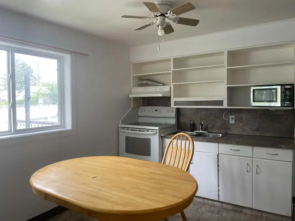 11020 104 Avenue Fairview AB T0H 1L0