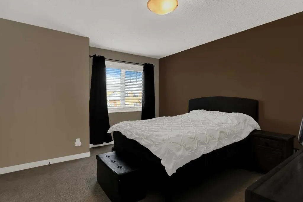 8445 101 Avenue Grande Prairie AB T8X 0R1