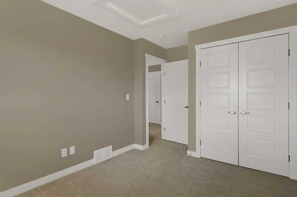 8445 101 Avenue Grande Prairie AB T8X 0R1