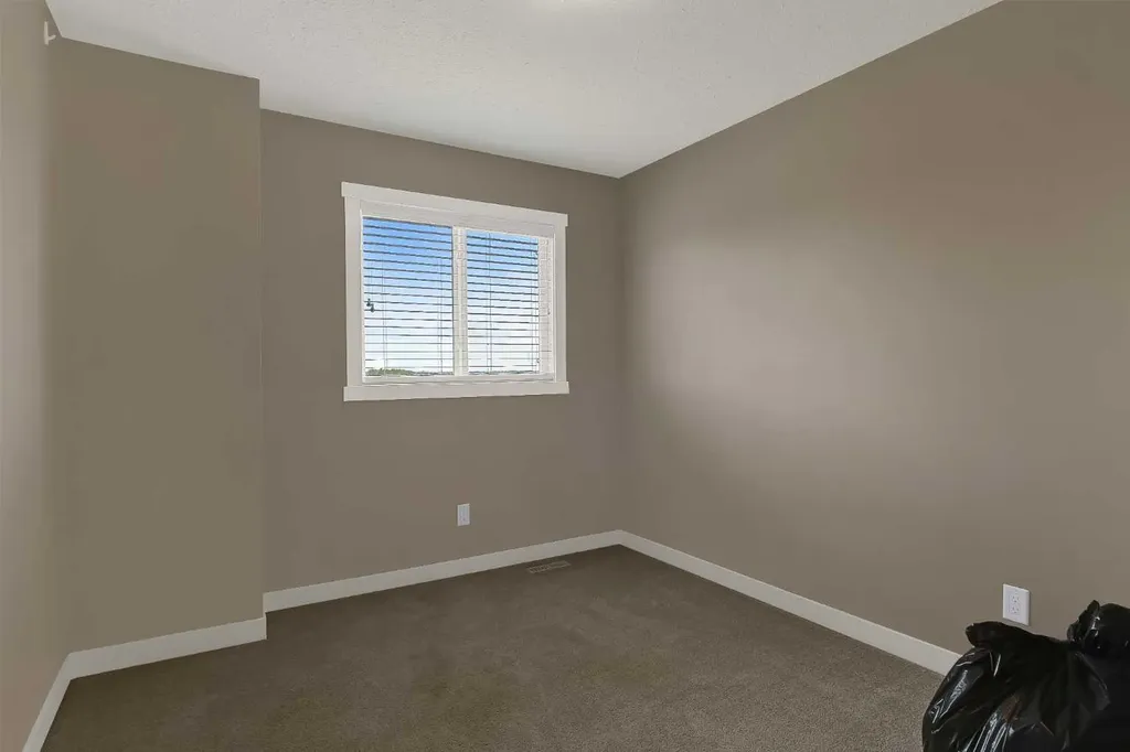 8445 101 Avenue Grande Prairie AB T8X 0R1