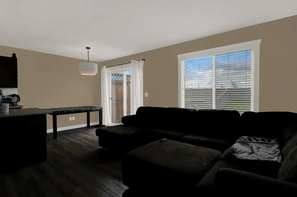 8445 101 Avenue Grande Prairie AB T8X 0R1