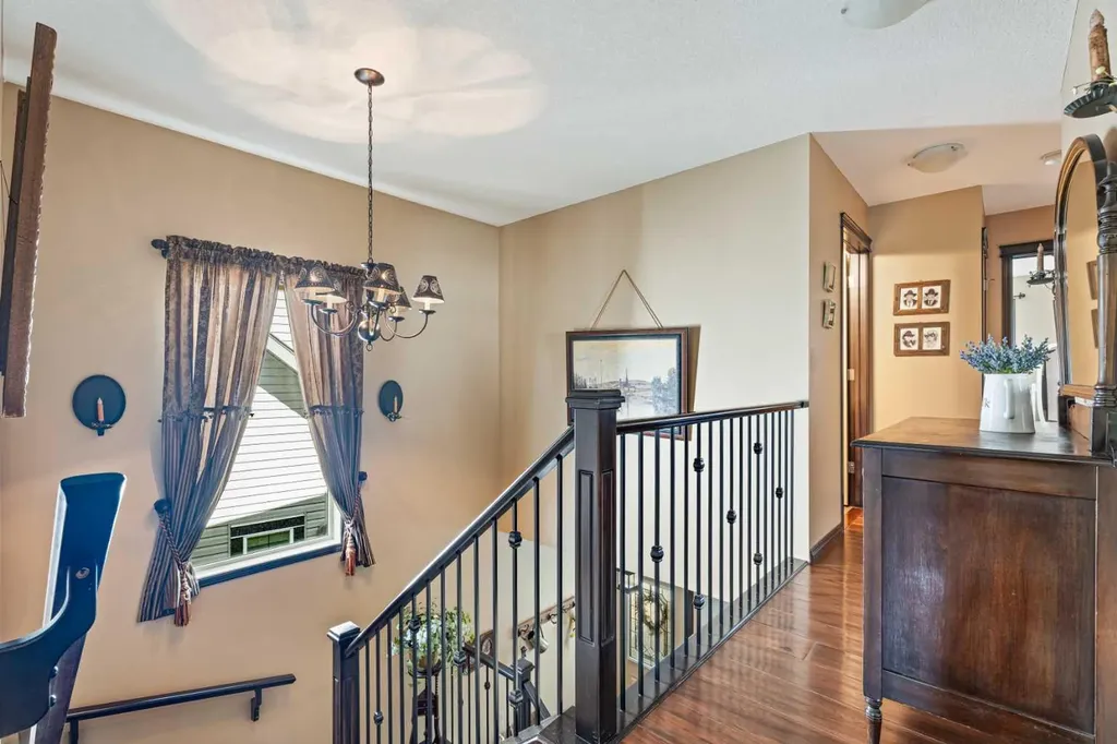 100 Brightoncrest Terrace SE Calgary AB T2Z 0Z8
