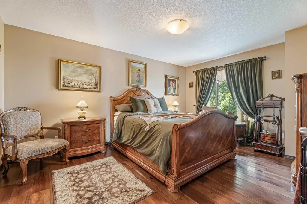 100 Brightoncrest Terrace SE Calgary AB T2Z 0Z8