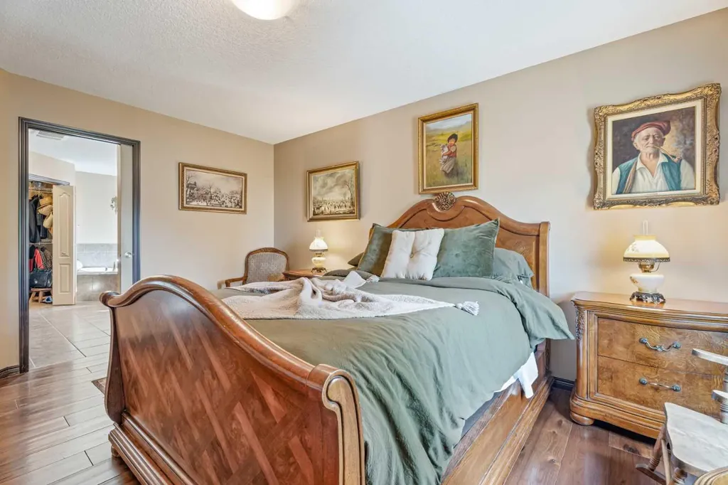 100 Brightoncrest Terrace SE Calgary AB T2Z 0Z8