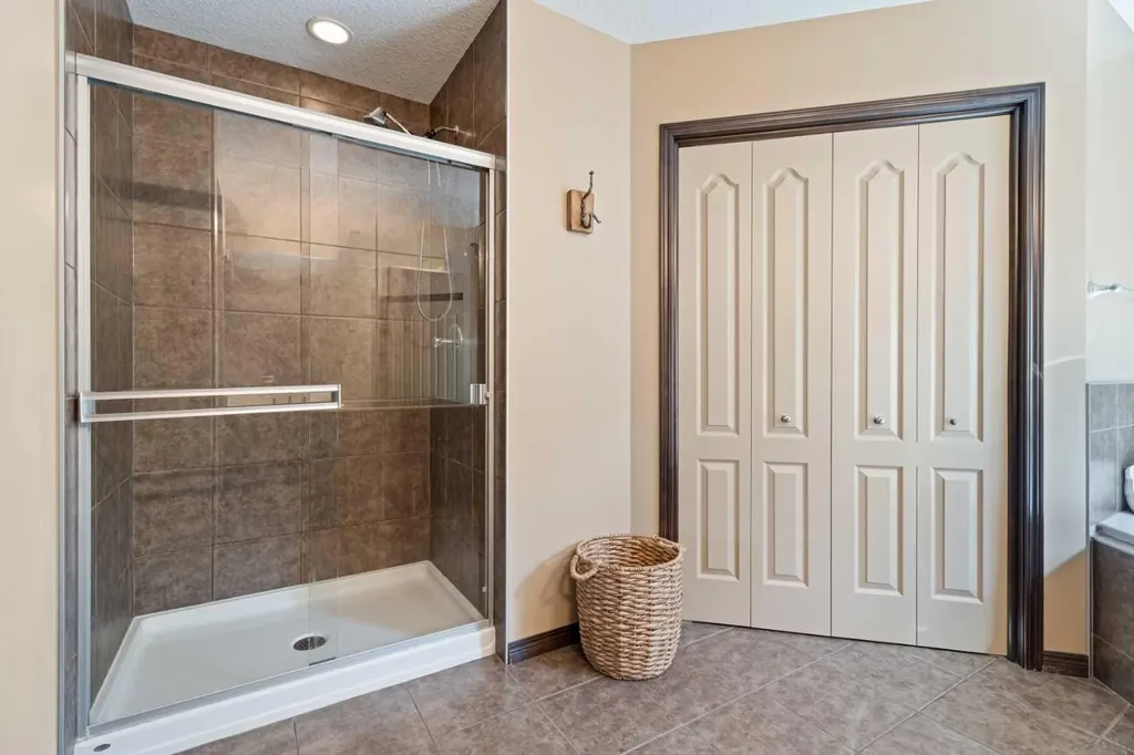 100 Brightoncrest Terrace SE Calgary AB T2Z 0Z8