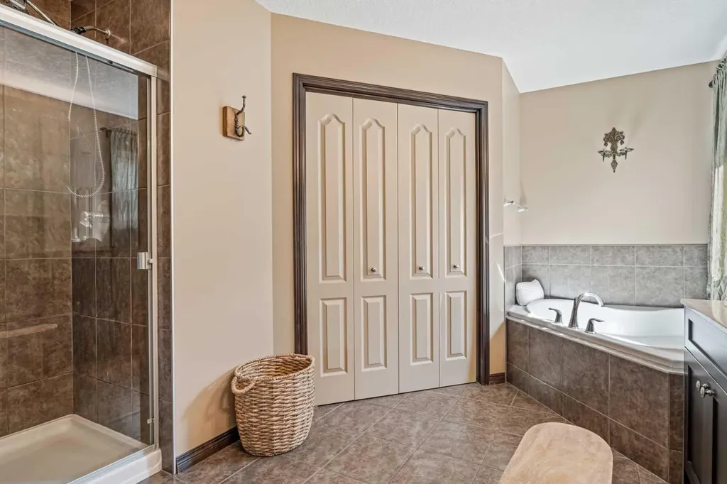 100 Brightoncrest Terrace SE Calgary AB T2Z 0Z8