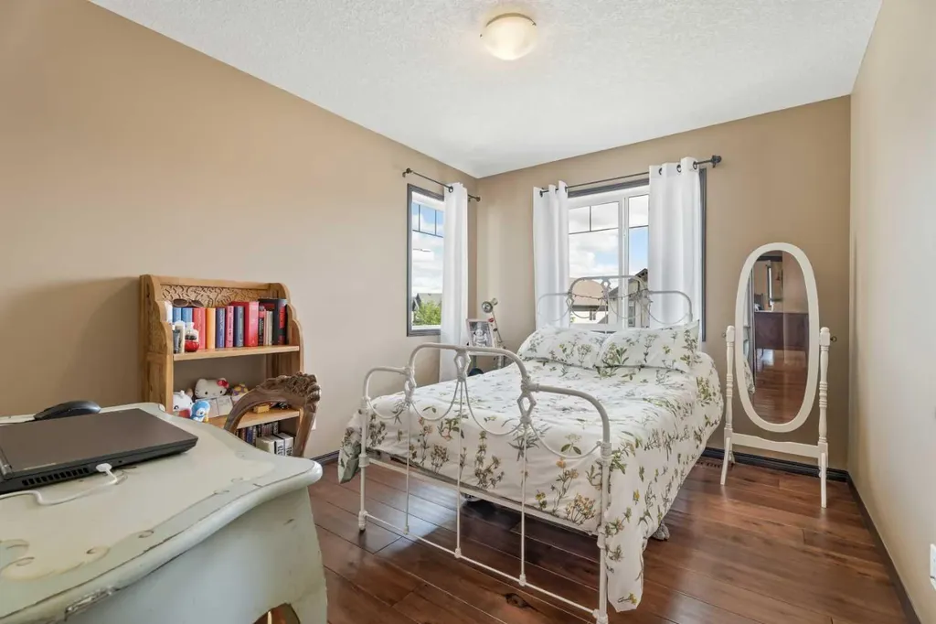 100 Brightoncrest Terrace SE Calgary AB T2Z 0Z8