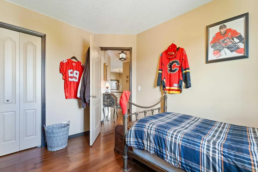 100 Brightoncrest Terrace SE Calgary AB T2Z 0Z8