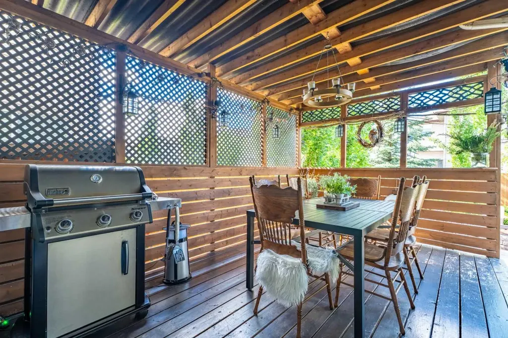 100 Brightoncrest Terrace SE Calgary AB T2Z 0Z8