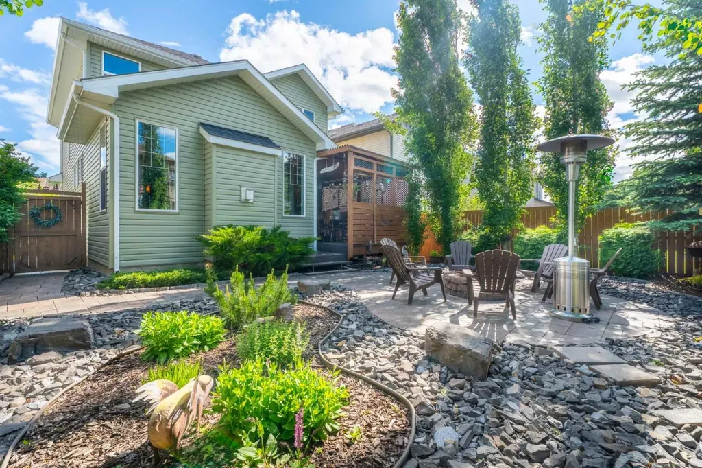 100 Brightoncrest Terrace SE Calgary AB T2Z 0Z8