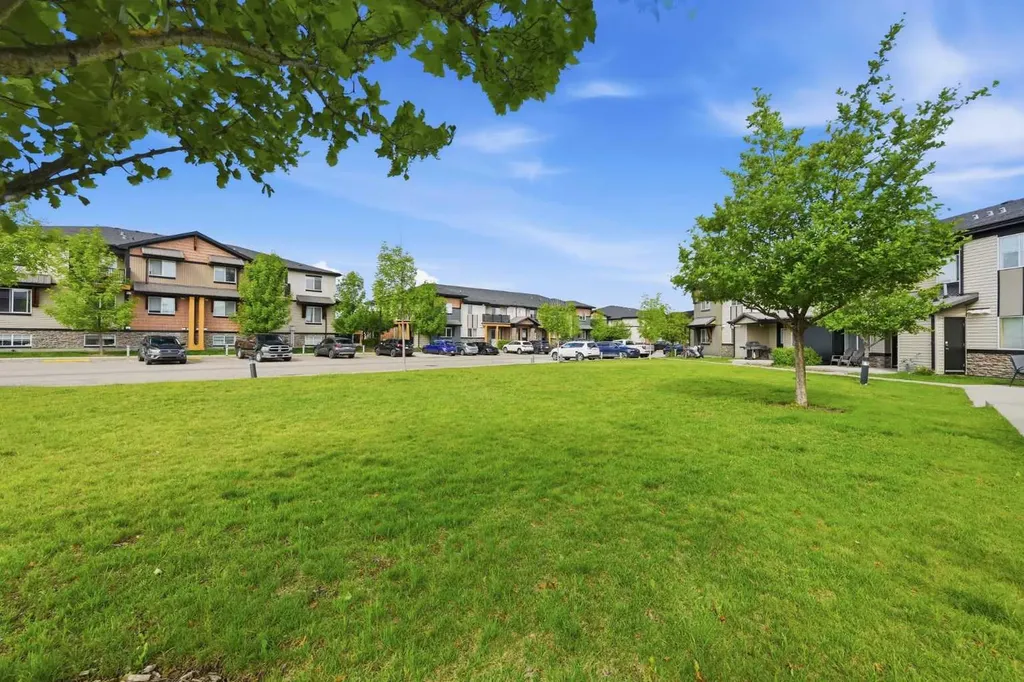 2781 Chinook Winds Drive SW Airdrie AB T4B 3S5