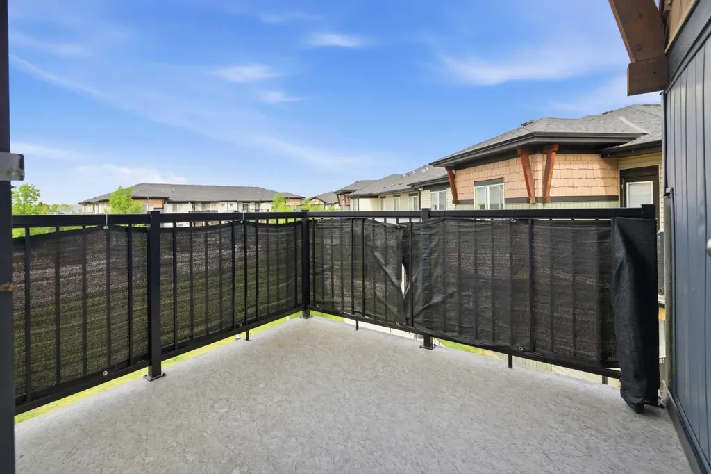 2781 Chinook Winds Drive SW Airdrie AB T4B 3S5
