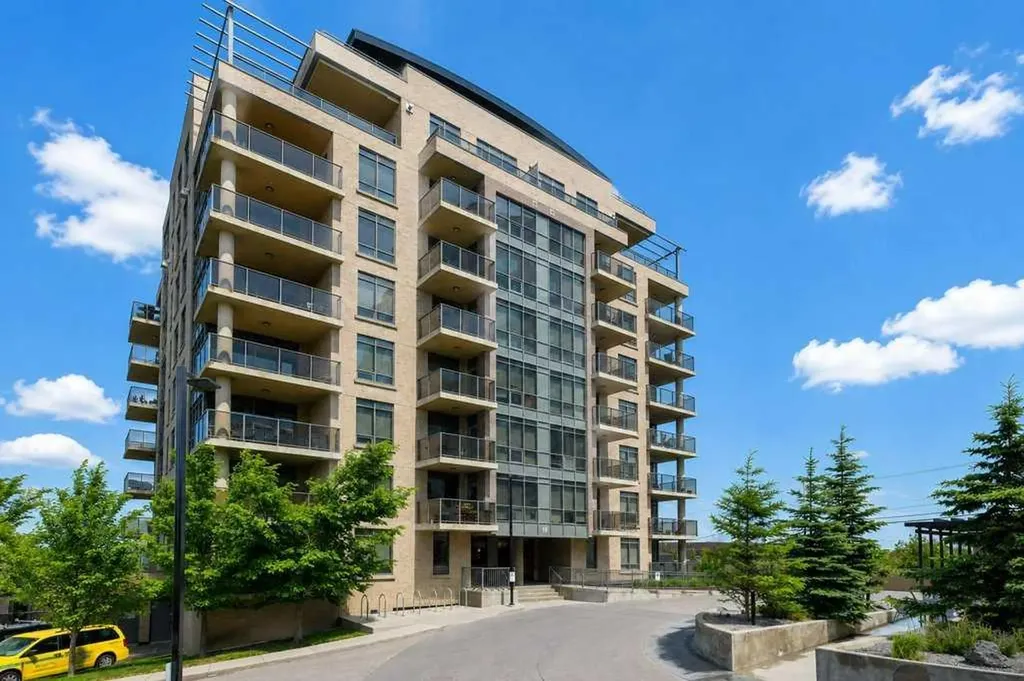 10 Shawnee Hill SW Calgary AB T2Y 0K5