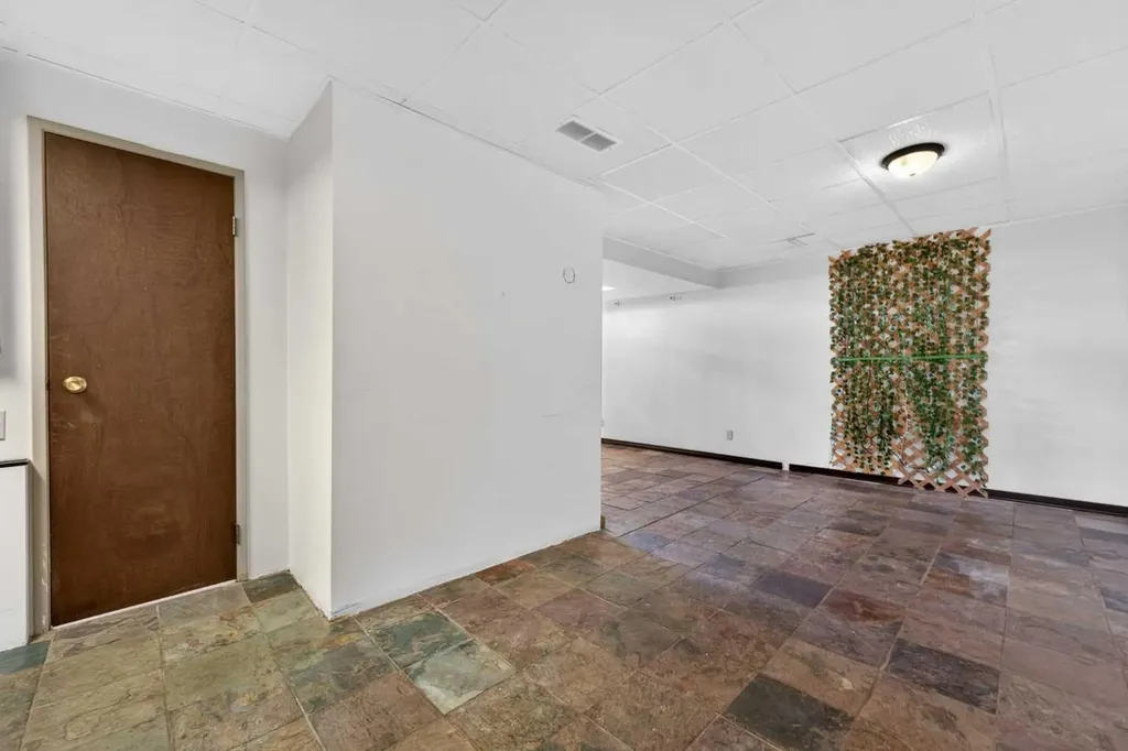 204 Whiteridge Place NE Calgary AB T1Y4K3