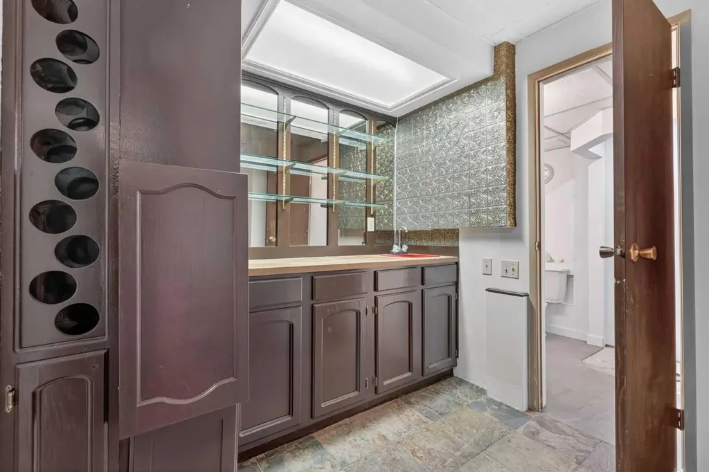 204 Whiteridge Place NE Calgary AB T1Y4K3