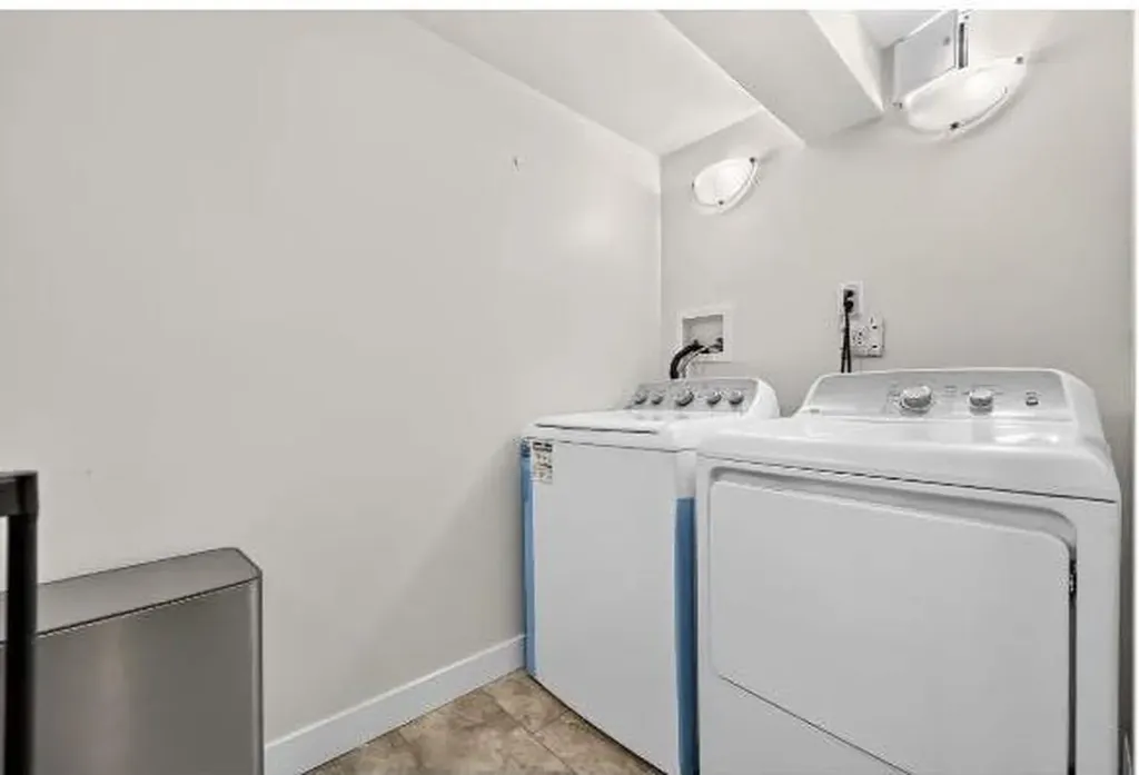 104 Silver Springs Green NW Calgary AB T3B 3Y9