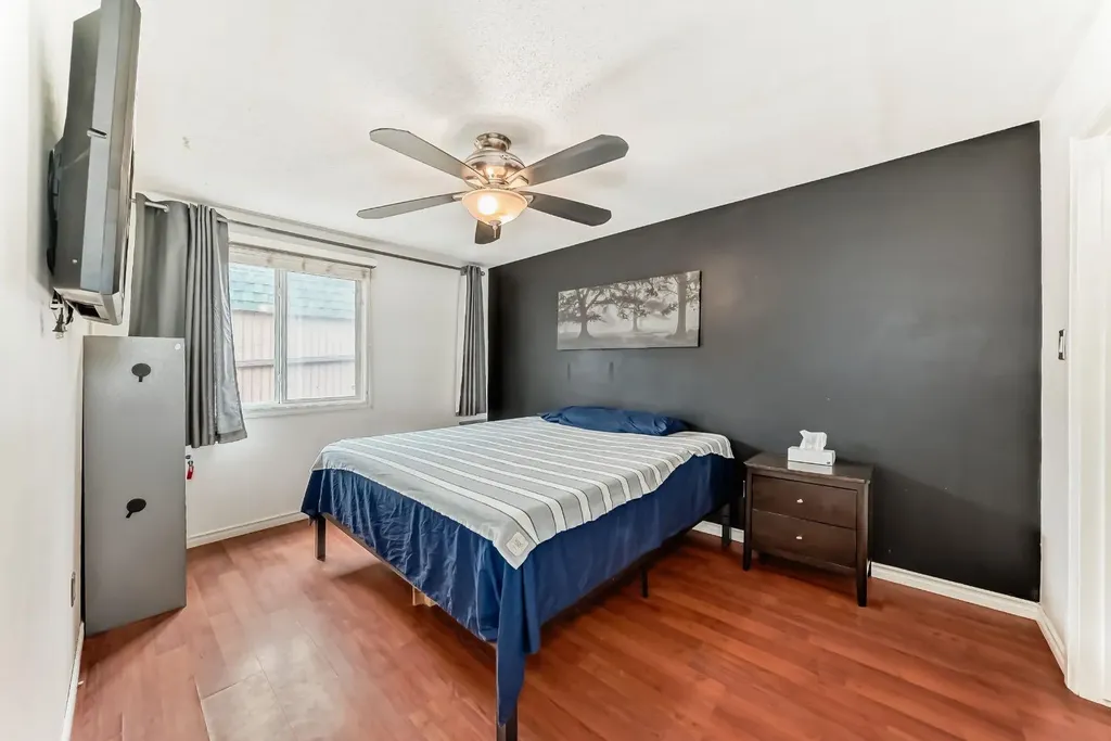 11240 6 Street SW Calgary AB T2W1V9