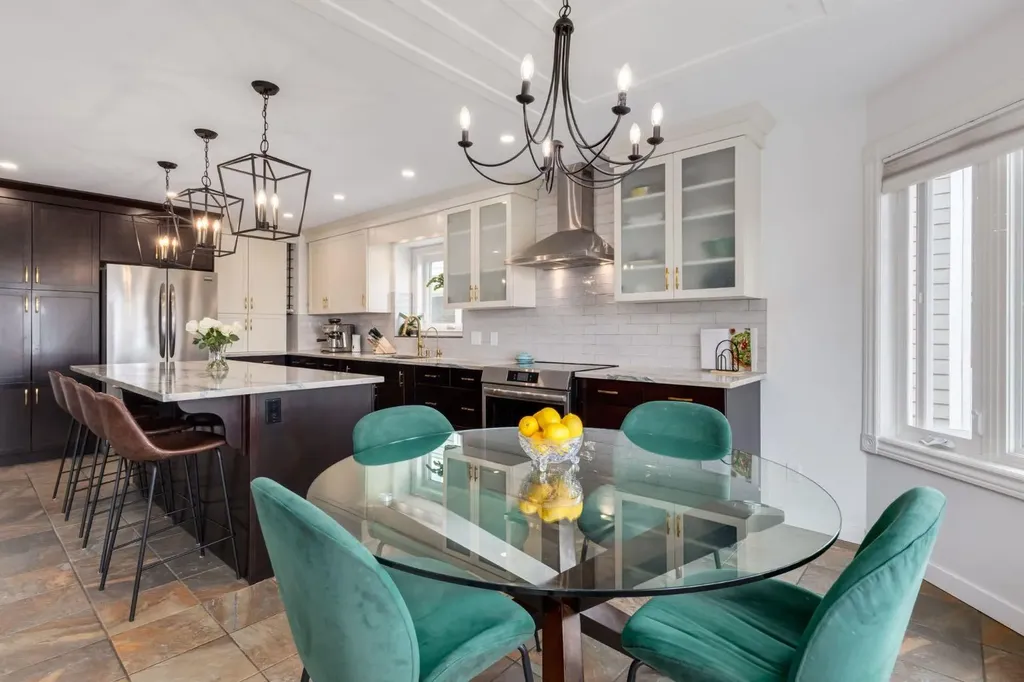 117 Arbour Ridge Heights NW Calgary AB T3A4Z1