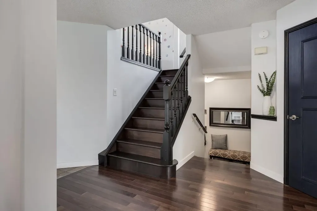 117 Arbour Ridge Heights NW Calgary AB T3A4Z1